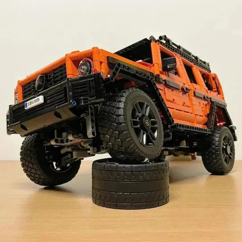Orange off-road vehicle G500 i - Party Games Young Adults ulasan dan harga